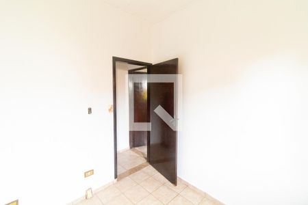 Casa à venda com 200m², 3 quartos e 6 vagas Casa à venda com 200m², 3 quartos e 6 vagasQuarto 2