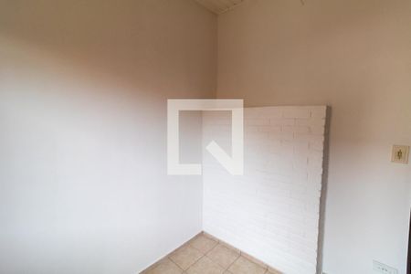 Casa à venda com 200m², 3 quartos e 6 vagas Casa à venda com 200m², 3 quartos e 6 vagasQuarto