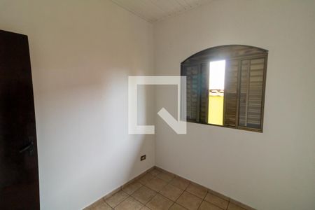 Casa à venda com 200m², 3 quartos e 6 vagas Casa à venda com 200m², 3 quartos e 6 vagasQuarto 2