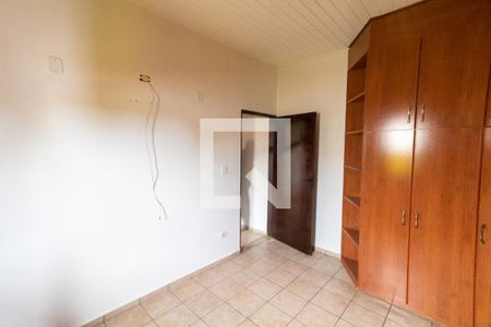 Casa à venda com 200m², 3 quartos e 6 vagas Casa à venda com 200m², 3 quartos e 6 vagasQuarto 3