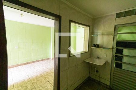 Casa à venda com 200m², 3 quartos e 6 vagas Casa à venda com 200m², 3 quartos e 6 vagasÁrea de Serviço
