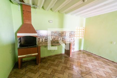 Casa à venda com 200m², 3 quartos e 6 vagas Casa à venda com 200m², 3 quartos e 6 vagasÁrea Gourmet