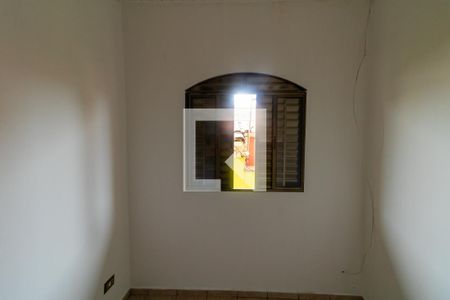 Casa à venda com 200m², 3 quartos e 6 vagas Casa à venda com 200m², 3 quartos e 6 vagasQuarto 2