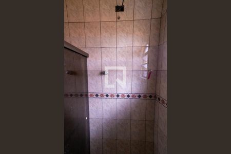 Casa à venda com 200m², 3 quartos e 6 vagas Casa à venda com 200m², 3 quartos e 6 vagasBanheiro 2