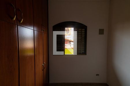 Casa à venda com 200m², 3 quartos e 6 vagas Casa à venda com 200m², 3 quartos e 6 vagasQuarto