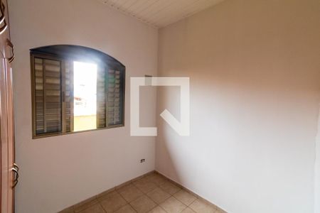 Quarto de casa à venda com 3 quartos, 200m² em Cidade Antônio Estevão de Carvalho, São Paulo