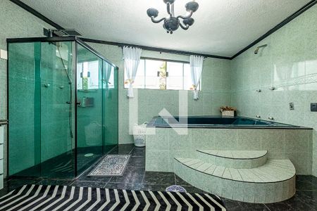 Suíte 1 - Banheiro de casa à venda com 4 quartos, 440m² em Sumaré, São Paulo