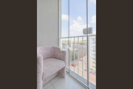Sala-varanda de apartamento à venda com 2 quartos, 52m² em Bairro Fátima, Canoas