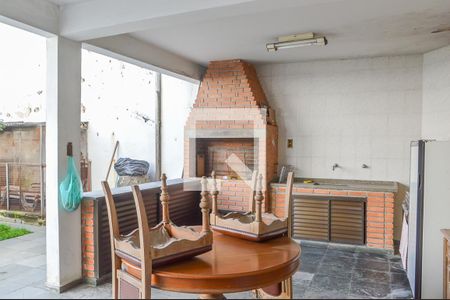 Casa à venda com 500m², 4 quartos e 6 vagasChurrasqueira