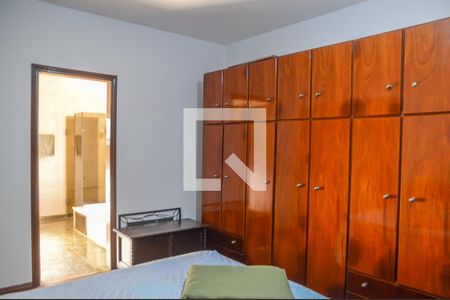 Casa à venda com 500m², 4 quartos e 6 vagasQuarto 3 - Suíte