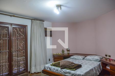 Casa à venda com 500m², 4 quartos e 6 vagasQuarto Suíte