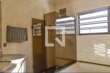 Casa à venda com 500m², 4 quartos e 6 vagasBanheiro da Suíte 3