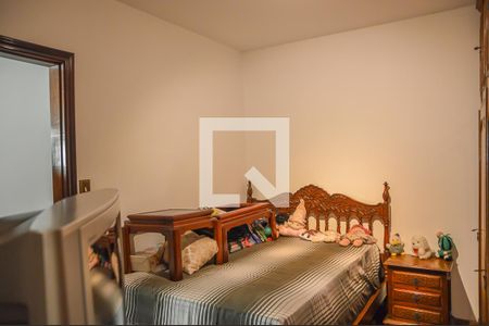 Casa à venda com 500m², 4 quartos e 6 vagasQuarto 2 - Suíte