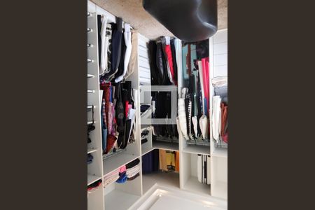Apartamento à venda com 112m², 2 quartos e 2 vagasCloset da suíte
