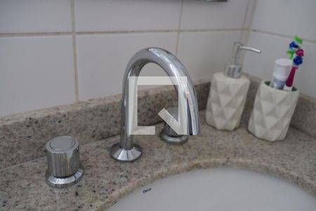 Apartamento à venda com 112m², 2 quartos e 2 vagasBanheiro da Suíte