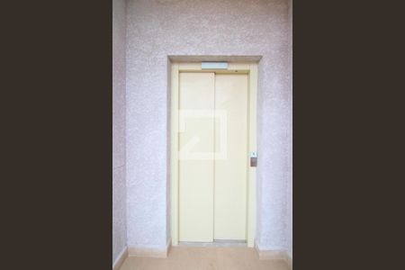 Apartamento à venda com 43m², 2 quartos e 1 vagaElevador