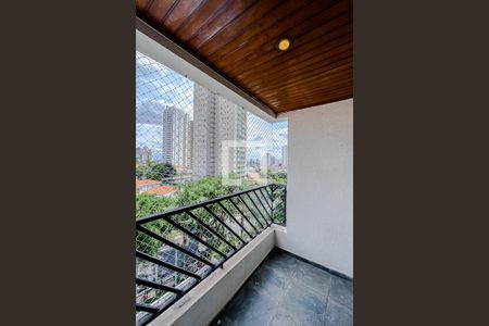 Varanda de apartamento para alugar com 3 quartos, 64m² em Vila Bertioga, São Paulo