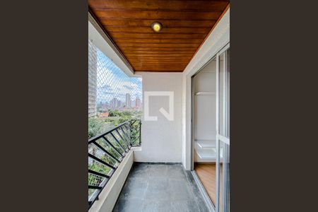 Varanda de apartamento para alugar com 3 quartos, 64m² em Vila Bertioga, São Paulo