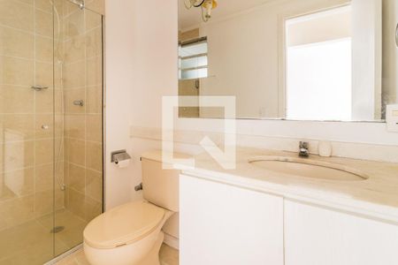 Banheiro de apartamento para alugar com 1 quarto, 35m² em Glória, Porto Alegre