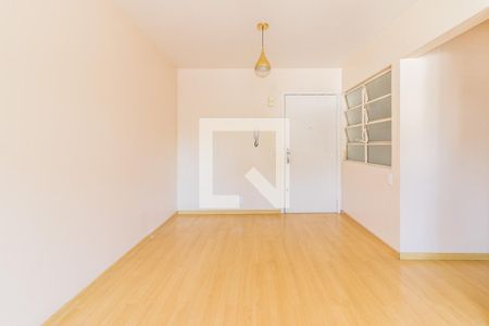 Sala/Quarto de apartamento para alugar com 1 quarto, 35m² em Glória, Porto Alegre