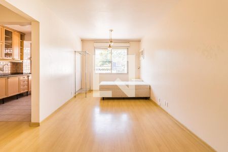 Sala/Quarto de apartamento para alugar com 1 quarto, 35m² em Glória, Porto Alegre