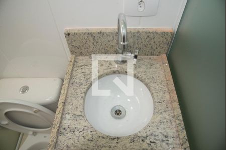 Banheiro de kitnet/studio para alugar com 1 quarto, 15m² em Mirandópolis, São Paulo