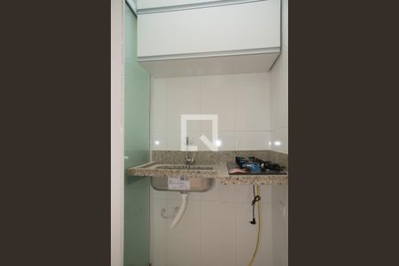 Cozinha de kitnet/studio para alugar com 1 quarto, 15m² em Mirandópolis, São Paulo