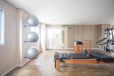 Apartamento à venda com 46m², 2 quartos e 1 vaga Apartamento à venda com 46m², 2 quartos e 1 vagaÁrea comum - Academia
