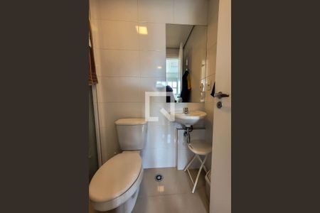 Apartamento para alugar com 178m², 3 quartos e 4 vagas Apartamento para alugar com 178m², 3 quartos e 4 vagasBanheiro de serviço