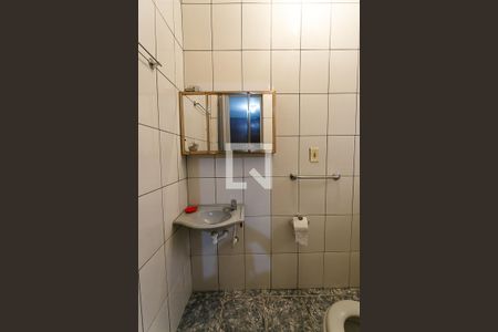 Casa para alugar com 151m², 4 quartos e 3 vagasBanheiro da Suíte 1