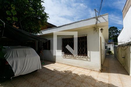 Casa para alugar com 151m², 4 quartos e 3 vagasFachada garagem 