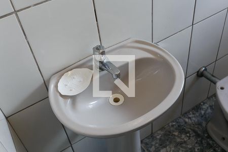 Casa para alugar com 151m², 4 quartos e 3 vagasBanheiro