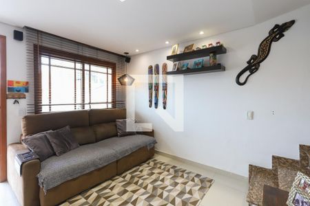 Sala de casa de condomínio para alugar com 2 quartos, 96m² em Horto Florestal, São Paulo