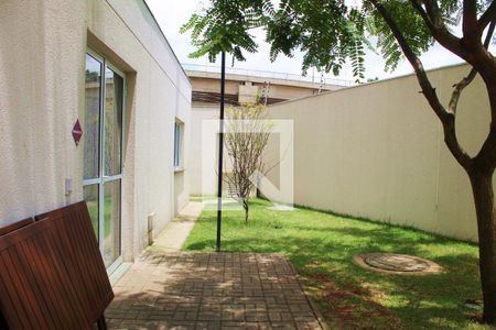 Apartamento à venda com 46m², 2 quartos e sem vagaÁrea comum