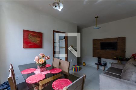 Sala  de apartamento à venda com 2 quartos, 50m² em Planalto, Belo Horizonte