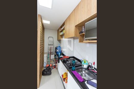 Cozinha e área de serviço de apartamento para alugar com 2 quartos, 40m² em Vila Pirituba, São Paulo