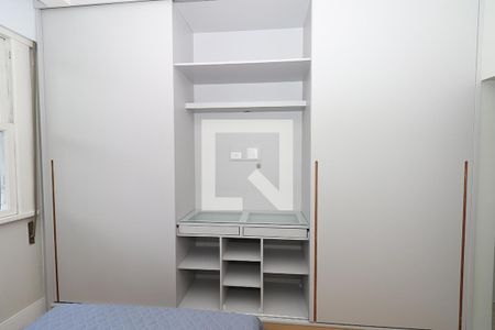 Apartamento para alugar com 100m², 3 quartos e sem vagaQuarto 3 - Suíte/ Detalhe