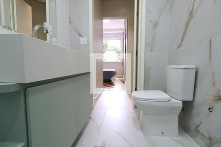 Apartamento para alugar com 100m², 3 quartos e sem vagaBanheiro da Suíte