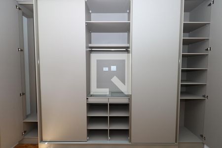 Apartamento para alugar com 100m², 3 quartos e sem vagaQuarto 2 - Detalhe