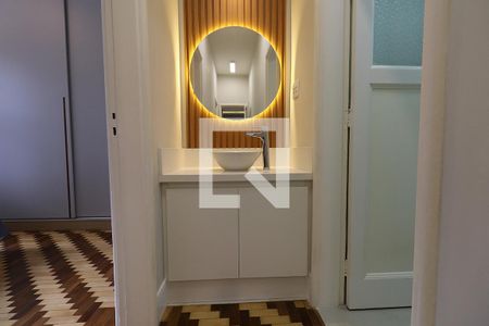 Apartamento para alugar com 100m², 3 quartos e sem vagaCorredor - Detalhe Lavabo