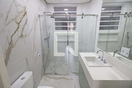 Apartamento para alugar com 100m², 3 quartos e sem vagaBanheiro da Suíte