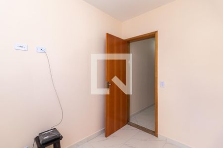 Quarto 2 de apartamento para alugar com 2 quartos, 40m² em Vila Paulicéia, São Paulo