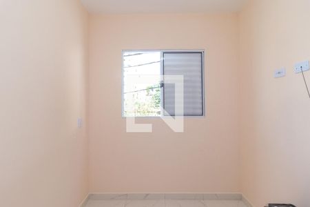 Quarto 2 de apartamento para alugar com 2 quartos, 40m² em Vila Paulicéia, São Paulo