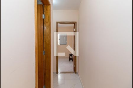 Corredor de apartamento para alugar com 2 quartos, 40m² em Vila Paulicéia, São Paulo