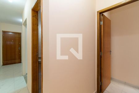 Corredor de apartamento para alugar com 2 quartos, 40m² em Vila Paulicéia, São Paulo