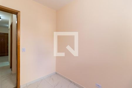 Quarto 2 de apartamento para alugar com 2 quartos, 40m² em Vila Paulicéia, São Paulo