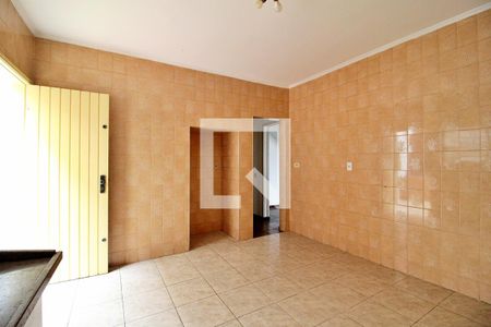 Casa à venda com 200m², 2 quartos e 2 vagasCozinha