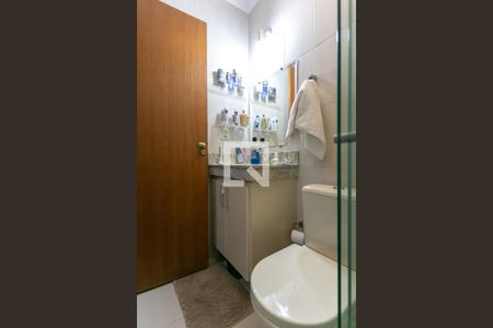 Apartamento para alugar com 120m², 3 quartos e 1 vaga Apartamento para alugar com 120m², 3 quartos e 1 vagaBanheiro da Suíte