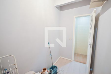 Apartamento à venda com 80m², 2 quartos e 1 vaga Apartamento à venda com 80m², 2 quartos e 1 vagaQuarto de Serviço
