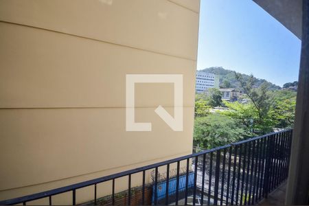 Apartamento à venda com 80m², 2 quartos e 1 vaga Apartamento à venda com 80m², 2 quartos e 1 vagaVista do Quarto 2